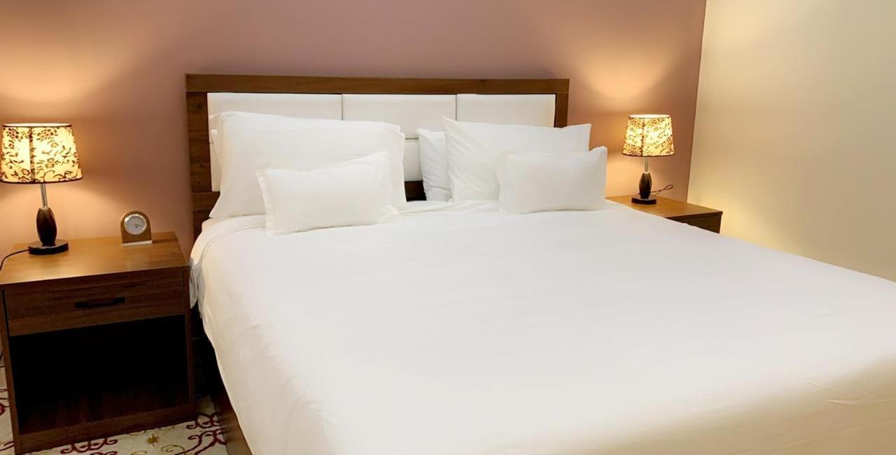 Business Tower Hotel Bisha Kültér fotó
