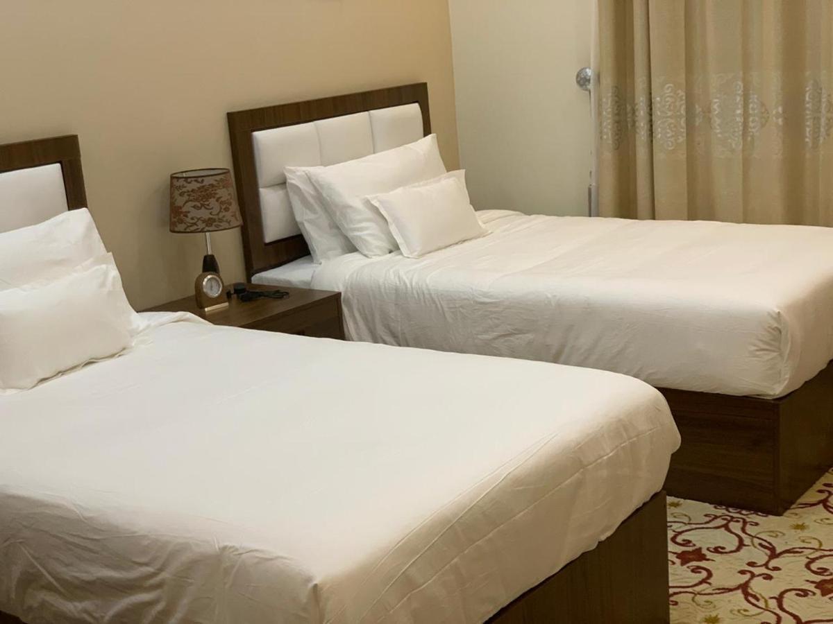 Business Tower Hotel Bisha Kültér fotó